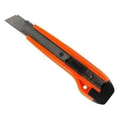 Cutter Retractril Partible Grande 18 MM Comun