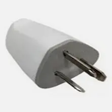 Ficha Bipolar 10 Amp Macho con Tierra Blanco